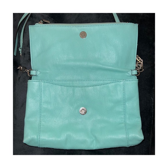 Simply Vera Wang Crossbody Bag - Picture 4 of 12